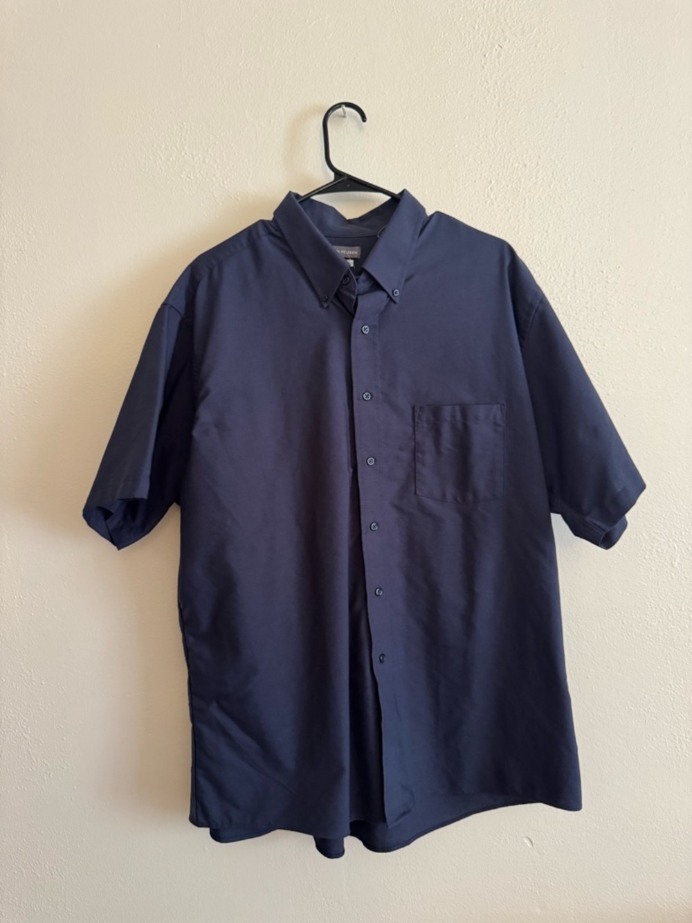 Van Heusen Navy Short-Sleeve Button-Down Shirt
